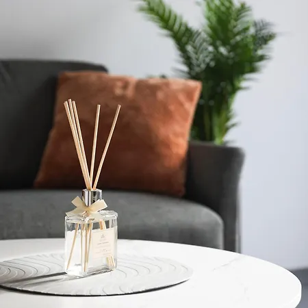 44 - Modern, Gemuetlich, Wlan, Balkon, Stellplatz * וופרטל