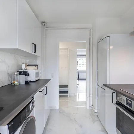 Apartment 44 - Modern, Gemuetlich, Wlan, Balkon, Stellplatz *