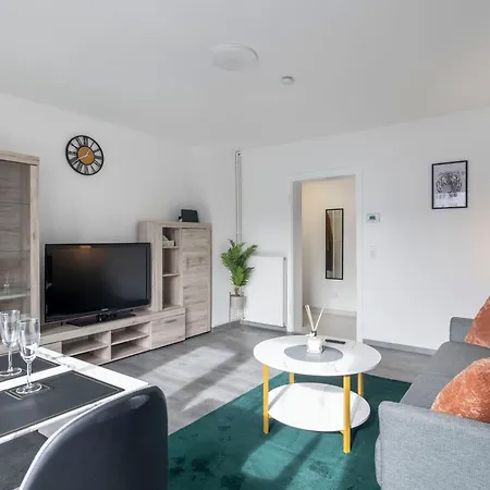 Apartment 44 - Modern, Gemuetlich, Wlan, Balkon, Stellplatz *