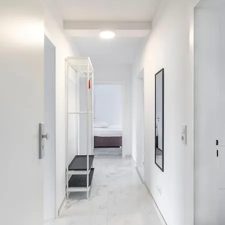 44 - Modern, Gemuetlich, Wlan, Balkon, Stellplatz דירה וופרטל