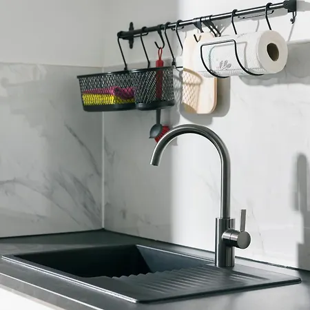 44 - Modern, Gemuetlich, Wlan, Balkon, Stellplatz *