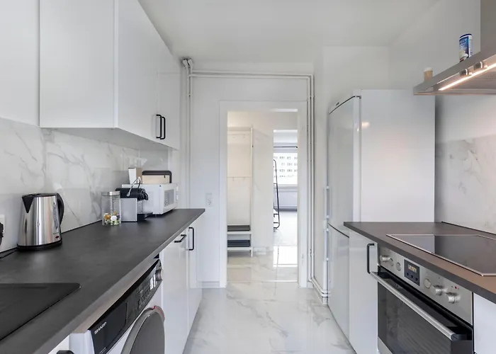 Lägenhet 44 - Modern, Gemuetlich, Wlan, Balkon, Stellplatz *