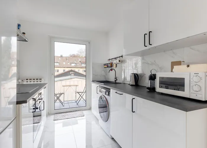 44 - Modern, Gemuetlich, Wlan, Balkon, Stellplatz